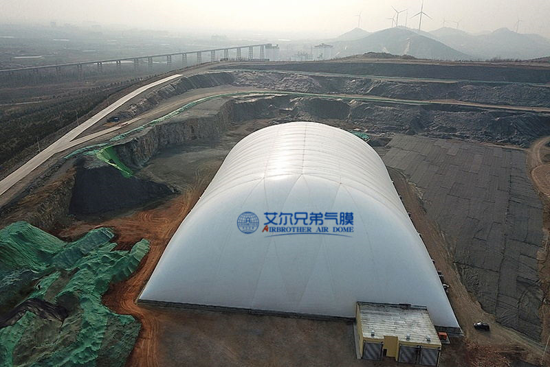 充氣膜建筑可稱為綠色可持續(xù)發(fā)展建筑、生態(tài)建筑和節(jié)能環(huán)保建筑