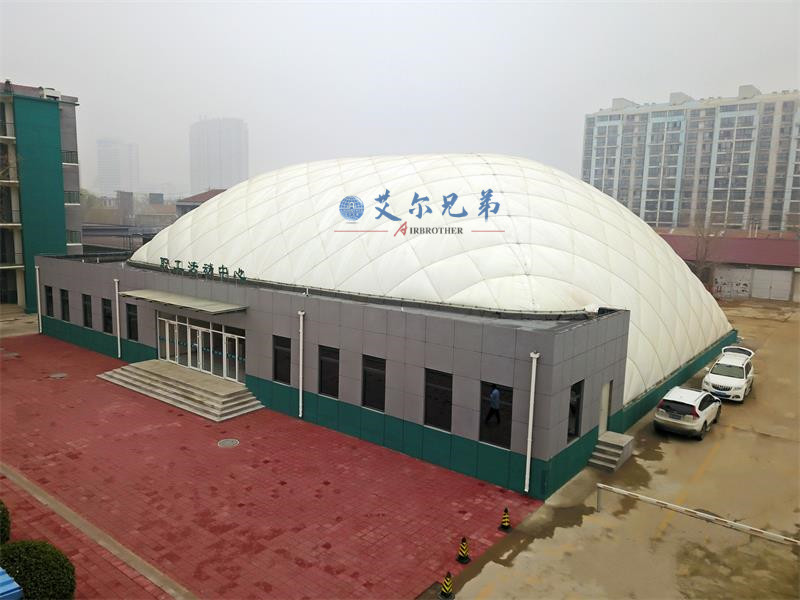氣膜游泳館，專業(yè)氣膜建筑生產(chǎn)廠家